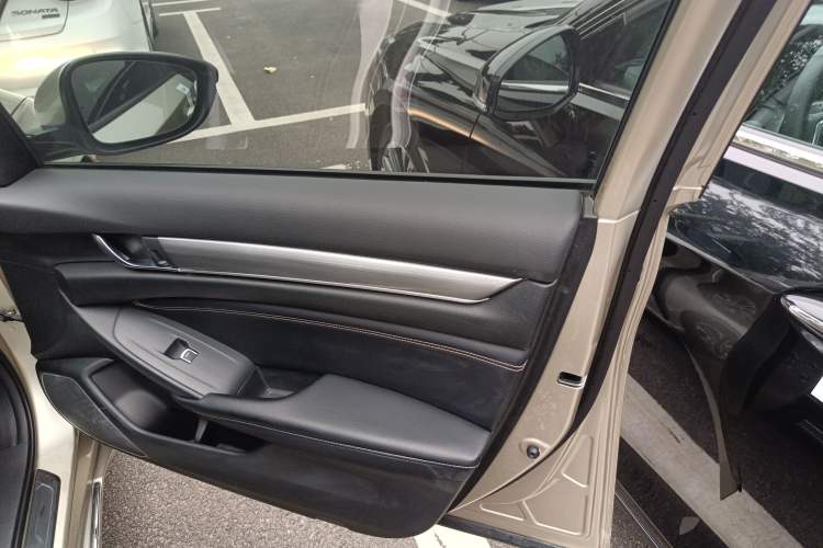 Used Honda Inspire 2019 260TURBO Elegant Edition China VI Emission Standard
