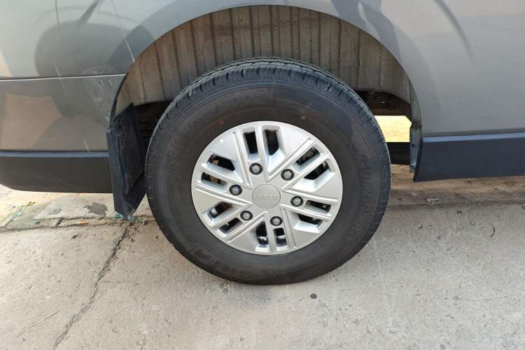 Used Iveco Fidato 2023 B33 Passenger Bus 2.0T 110 kW Automatic Starlight Edition High Roof
