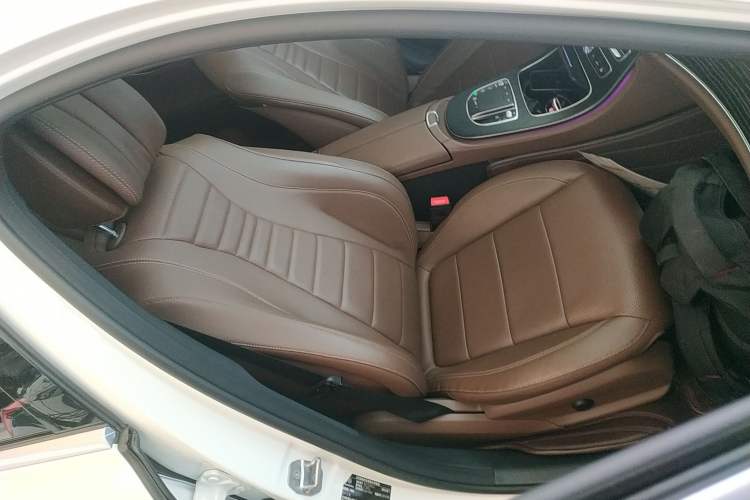 Used Mercedes-Benz E-Class 2020 E 300 L Sporty and Stylish Model