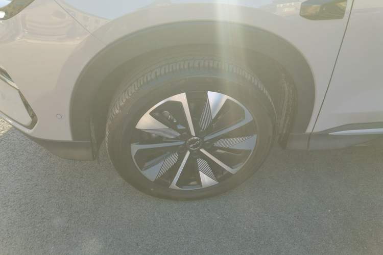 Used BYD Song PLUS New Energy 2025 EV Intelligent Driving Version 520km Premium Model
