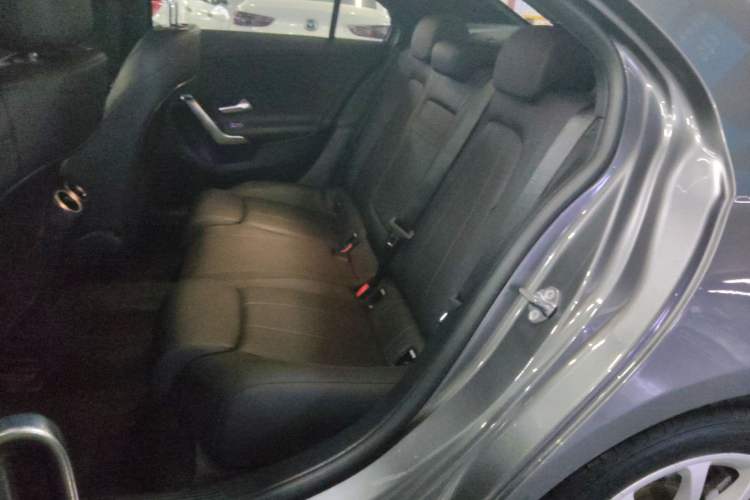 Used Mercedes-Benz A-Class 2022 Restyled A 200 L Sport Sedan Fashion Version
