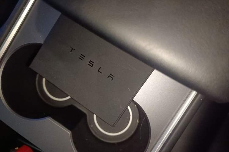 Used Tesla Model Y 2023 Rear-Wheel-Drive Version