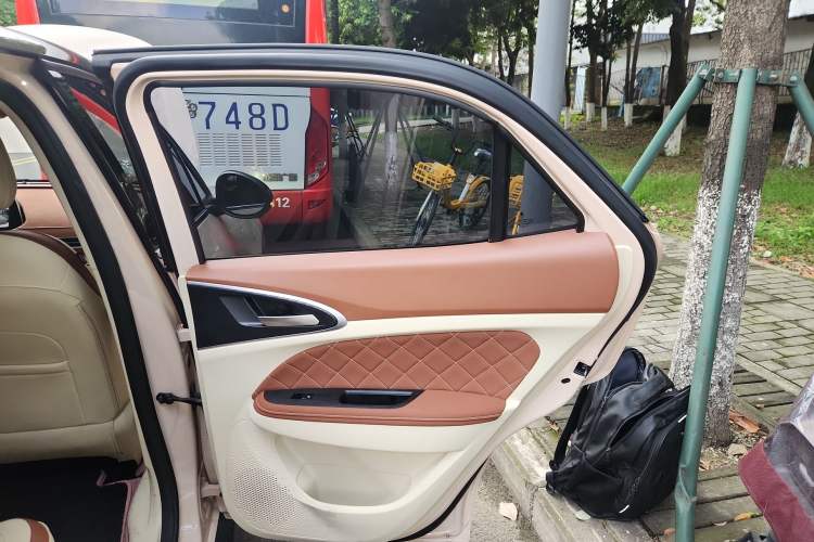 Used ORA Good Cat 2021 400km Standard Range Athena Edition Lithium Iron Phosphate
