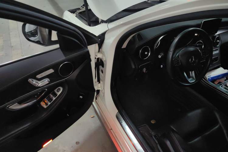 Used Mercedes-Benz C-Class 2017 C 200 L Sport Edition