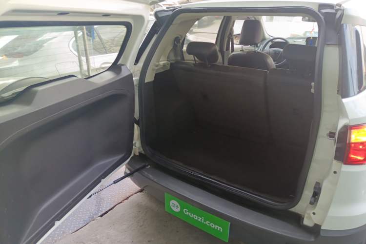 Used Ford EcoSport 2013 1.5L Manual Comfort Model
