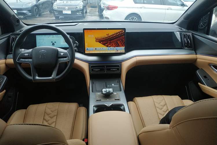 Used BYD Song L DM-i 2024 112 km Beyond Edition
