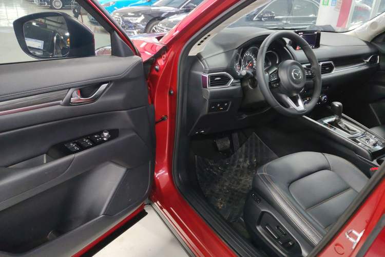 Used Mazda CX-5 2020 Revised Version 2.0L Automatic Two-Wheel Drive ZhiZun Trim