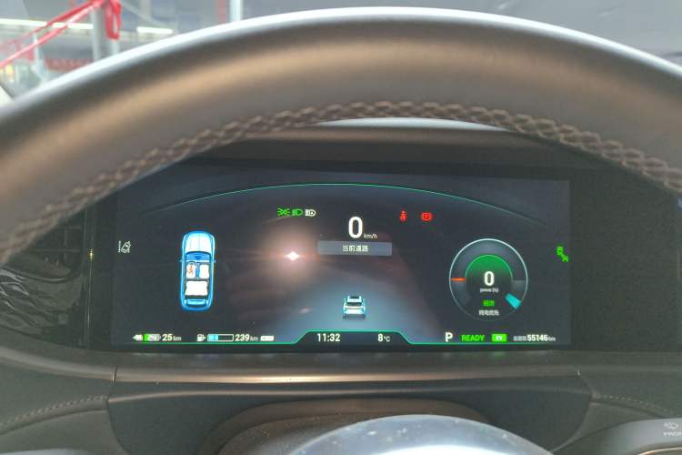 Used VOYAH FREE 2021 Four-Wheel Drive Standard Range-Extended Exclusive Luxury Package
