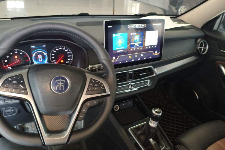 Used BYD Song 2019 1.5TI Manual Smart Connect Enjoyment Model
