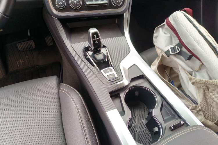 Used Lynk & Co 01 2019 2.0T Two-Wheel-Drive Pro Version China VI Standard
