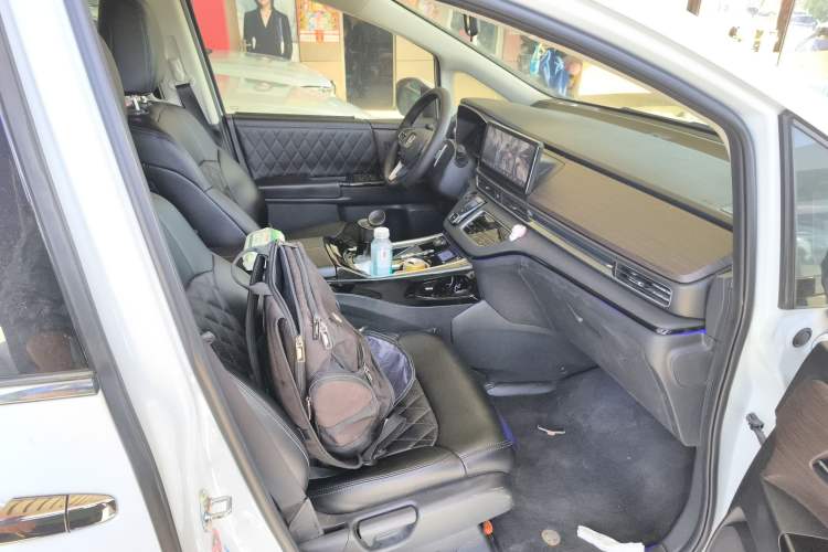 Used Honda Odyssey 2022 2.0L eHEV Sharp Enjoyment Edition
