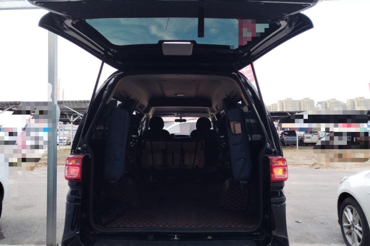 Used FORTHING Lingzhi 2023 M5L 1.6L Base Model 7 Seats
