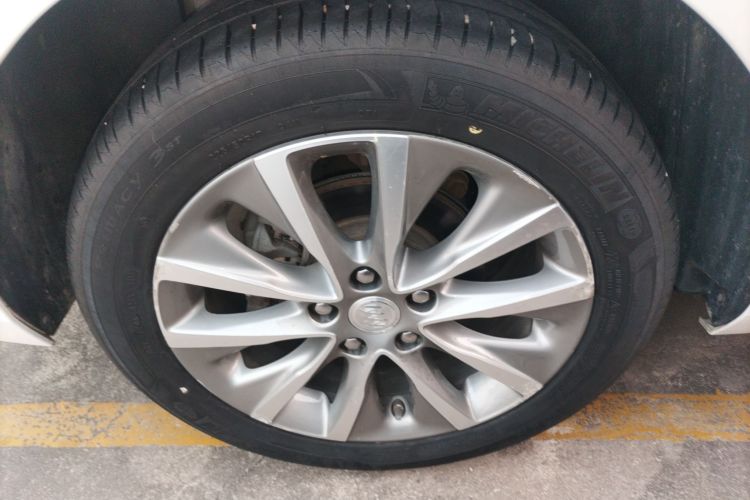 Used Buick GL6 2019 18T 6-Seater Connected Luxury Version China VI Standard