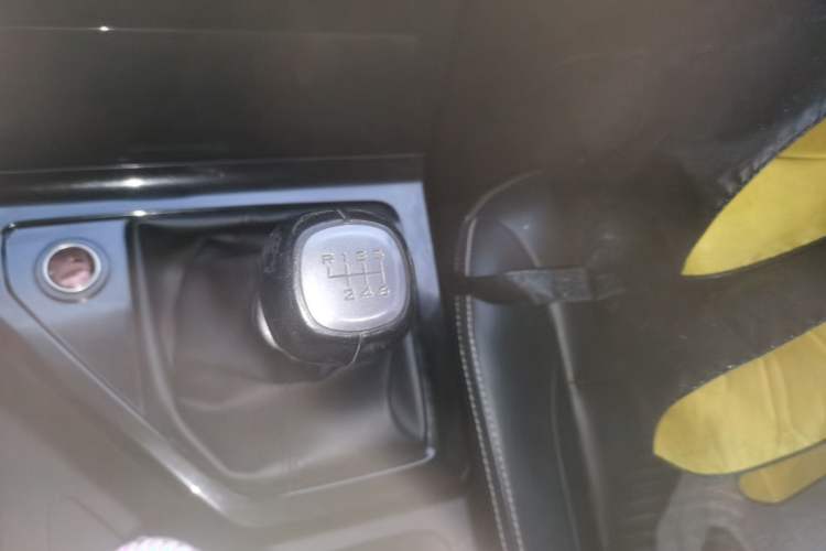 Used Wuling Hongguang PLUS 2020 1.5L Manual Comfort 7-Seater
