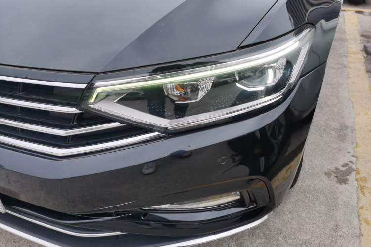 Used Volkswagen Magotan 2020 280TSI DSG Comfort Edition
