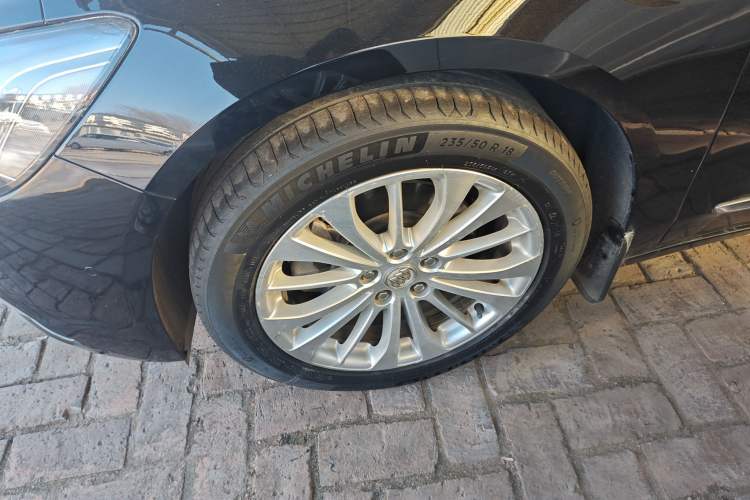 Used Buick LaCrosse 2016 28T Luxury Version