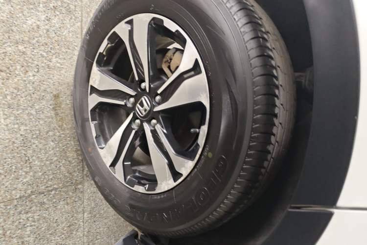 Used Honda CR-V 2017 240TURBO CVT Front-Wheel Drive Fashion Edition