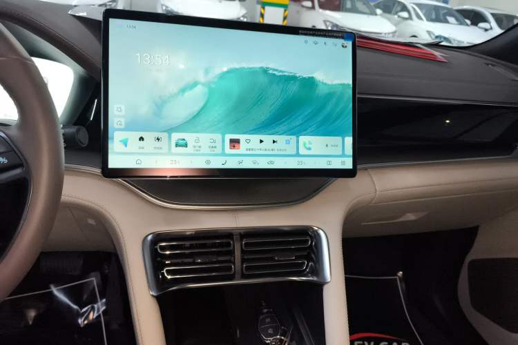 Used BYD Song PLUS New Energy 2025 DM-i Smart Drive 112KM Prestige Model