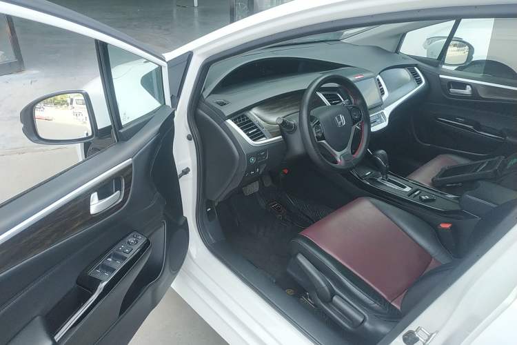 Used Honda Jade 2017 210TURBO CVT Fashion Edition 5-seater
