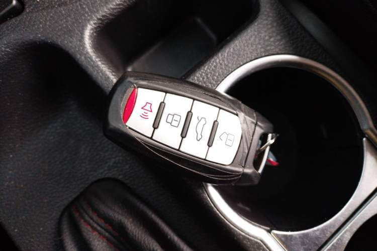 Used Haval M6 2018 Revised Version 1.5T DCT Two-Wheel Drive Urban Style
