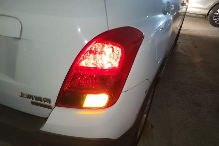 Used Chevrolet Trax 2016 1.4T Automatic Two-Wheel Drive Comfort Version with Sunroof
