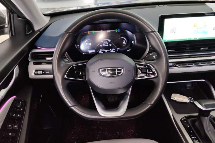 Used Geely Auto Emgrand 2022 4th Generation 1.5L CVT Flagship Model
