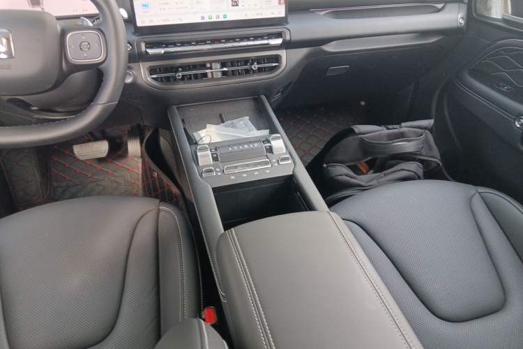 Used Tank 300 New Energy 2024 Hi4-T