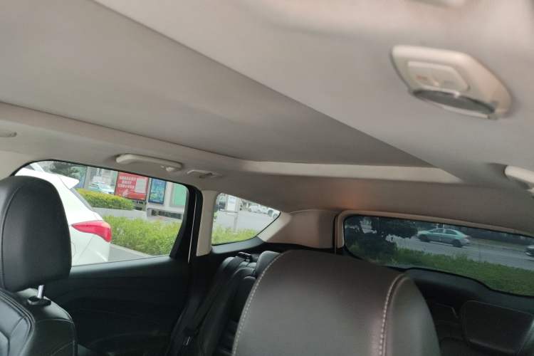 Used Ford Kuga 2017 EcoBoost 180 Two-Wheel-Drive Luxury Wing Edition