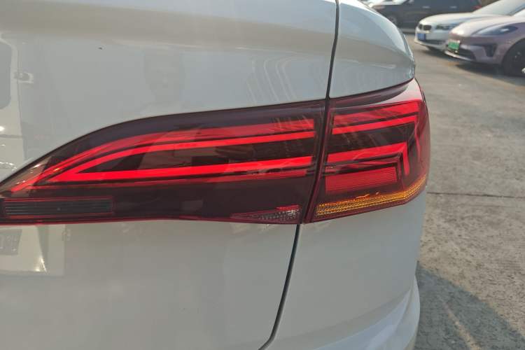 Used Volkswagen Bora 2021 1.5L Automatic Fashionable Smart Connectivity Version
