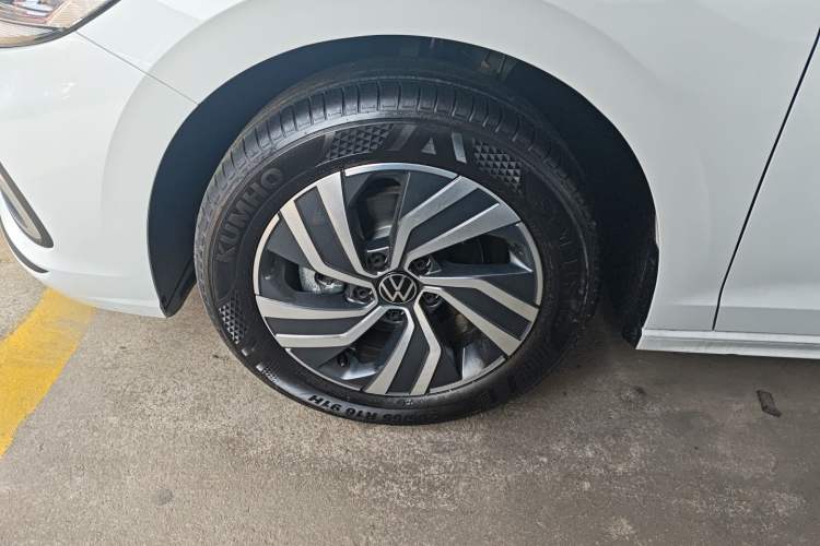 Used Volkswagen Bora 
