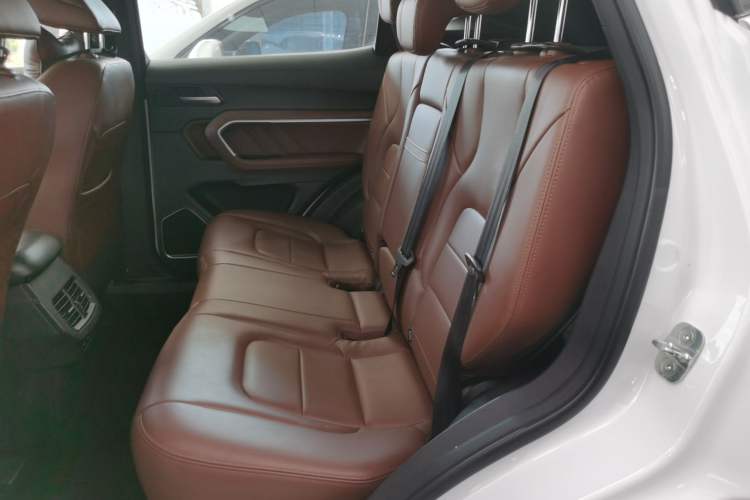 Used Haval H6 2018 Red-Label 2.0T Automatic Luxury Model
