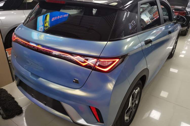 Used BYD Dolphin 2021 405 km Fashion Edition
