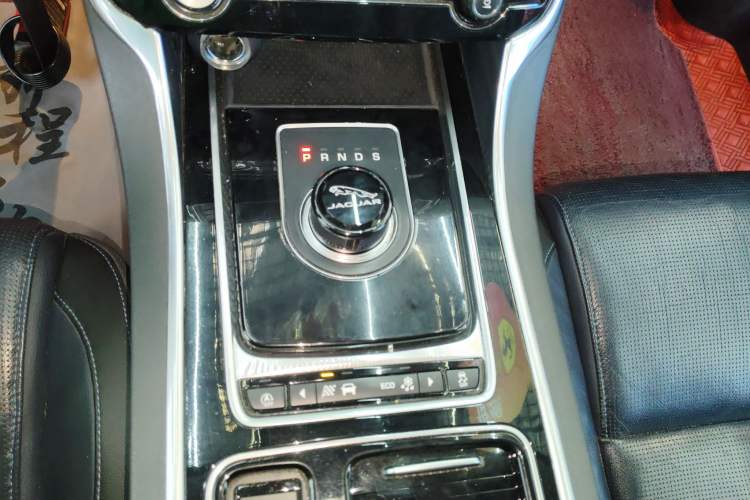 Used Jaguar XE 2018 2.0T 200 PS Two-Wheel-Drive R-Sport Sport Edition