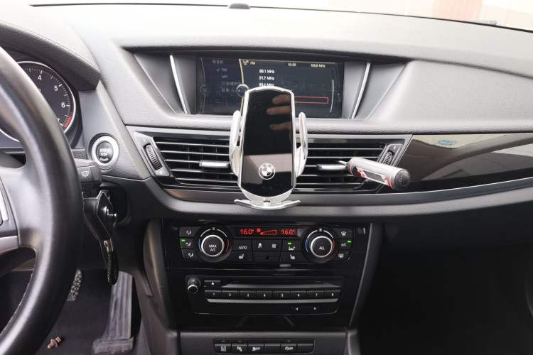 Used BMW X1 2014 sDrive18i X Design Package
