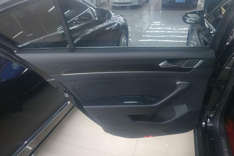 Used Volkswagen Magotan 2020 330TSI DSG Leading Model
