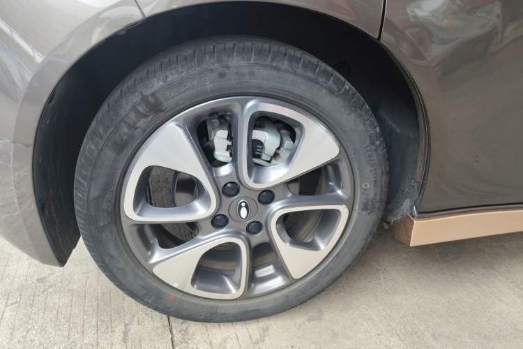 Used ORA White Cat 2022 Xiaoyue Mao Edition 401 km Flagship Model Lithium Ternary