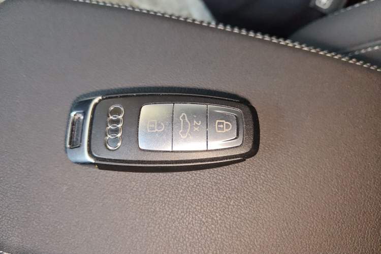 Used Audi Q4 e-tron 2023 40 e-tron Creation Edition Midnight