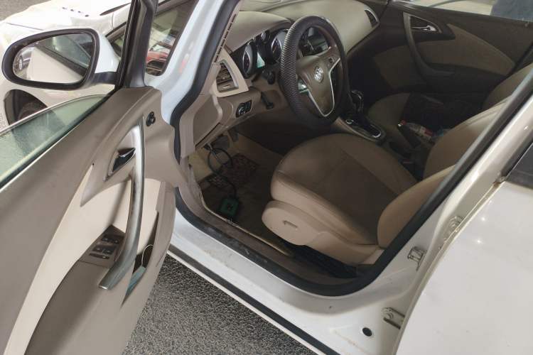 Used Buick GT 2013 GT 1.6L Automatic Fashion Edition
