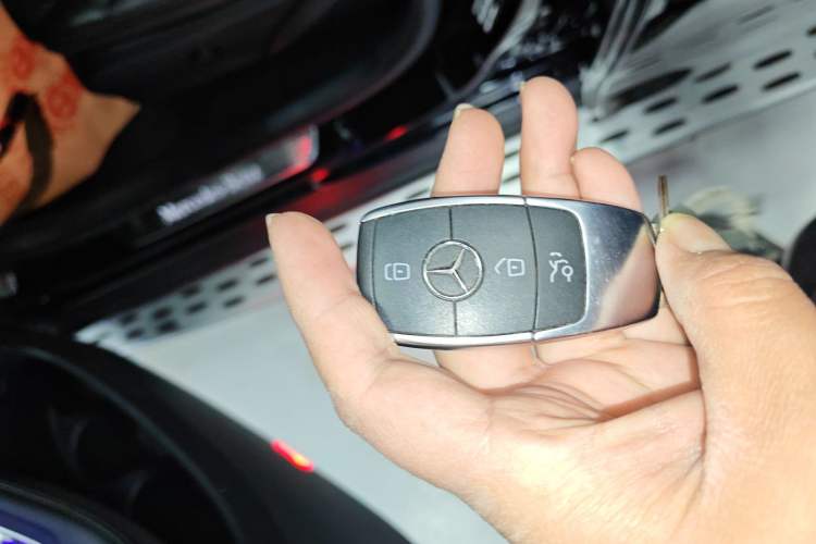 Used Mercedes-Benz GLC 2021 GLC 300 L 4MATIC Dynamic Model