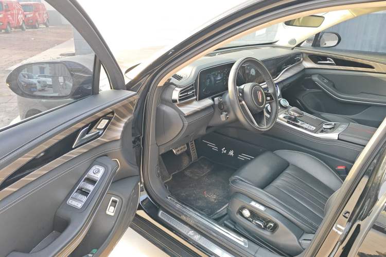 Used Hongqi H9 2023 2.0T Smart Connect Flagship Edition
