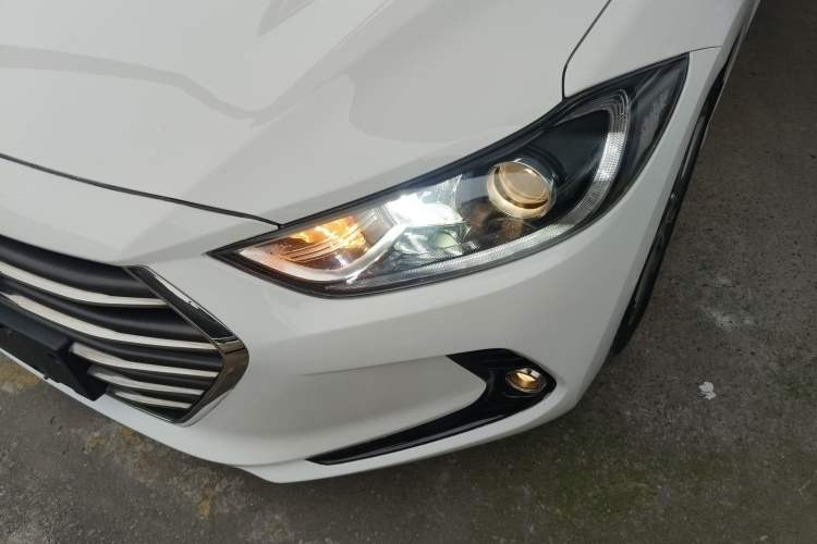 Used Hyundai Elantra 2016 1.6L Automatic ZhiXuan – Elite Version
