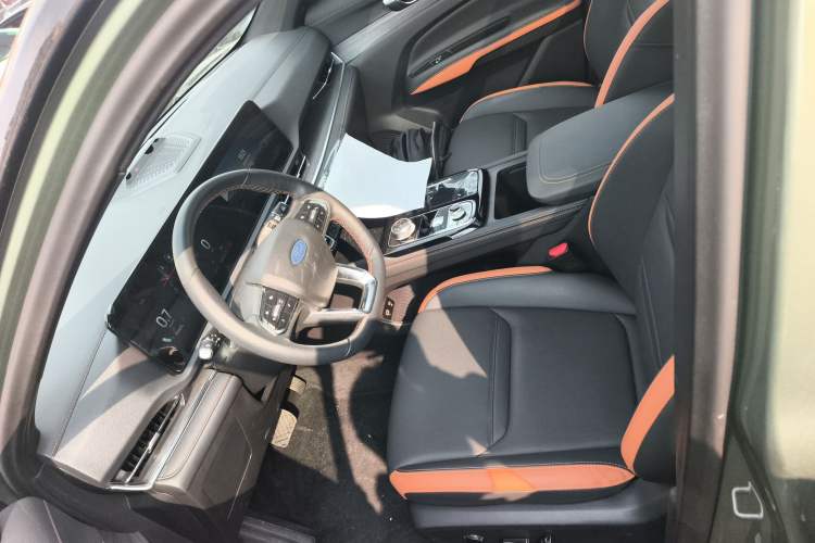 Used Ford Equator Sport 2025 EcoBoost 170 Prestige PLUS
