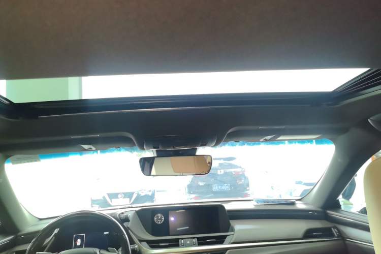 Used Lexus ES 2020 200 Excellence Edition