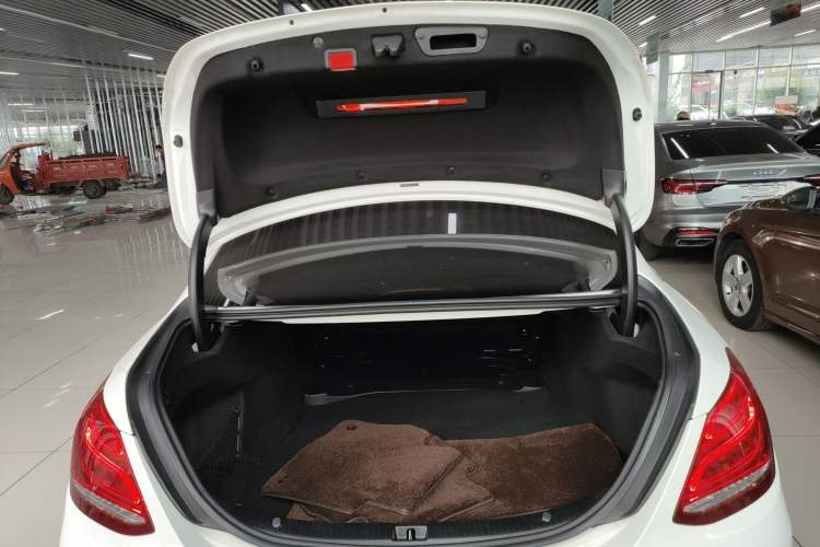 Used Mercedes-Benz C-Class 2017 C 200 L Sport Edition
