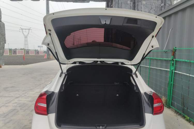 Used Mercedes-Benz GLA 2016 GLA 220 4MATIC Fashion Edition
