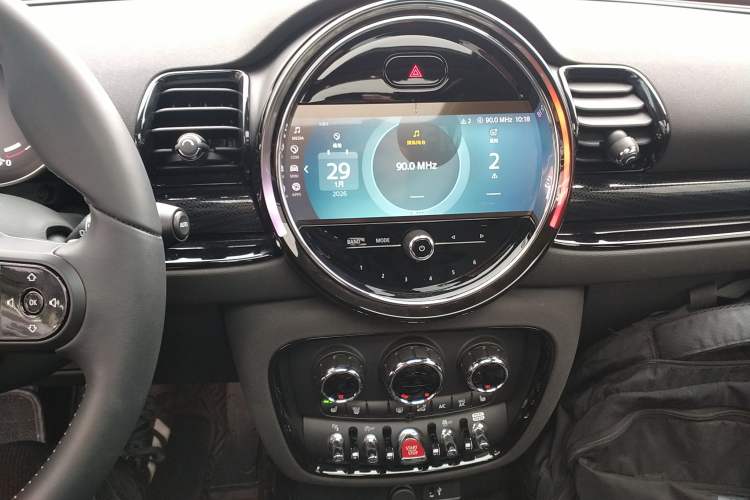 Used  Clubman 2023 Updated 1.5T COOPER Classic Edition