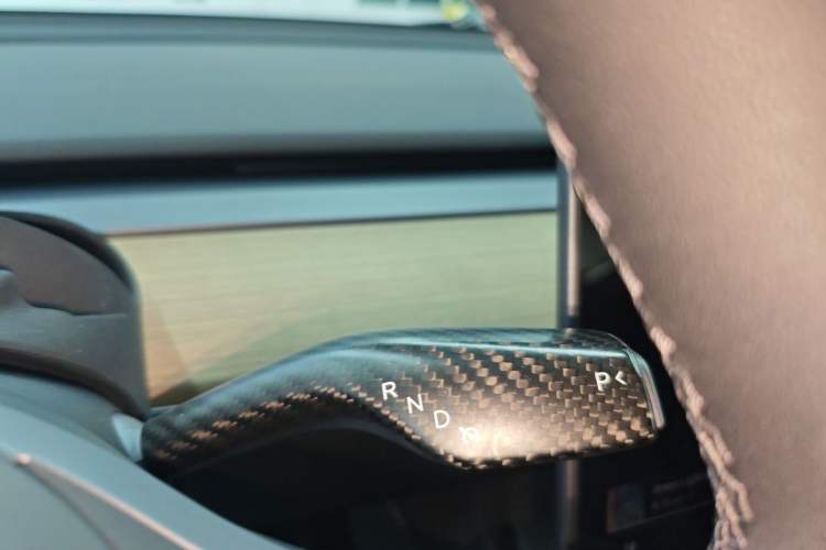 Used Tesla Model Y 2022 Performance High-Performance All-Wheel-Drive Version
