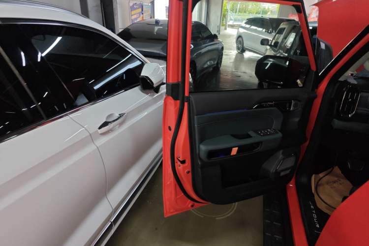 Used Jetour Traveler 2023 2.0T All-Wheel-Drive CrossPRO
