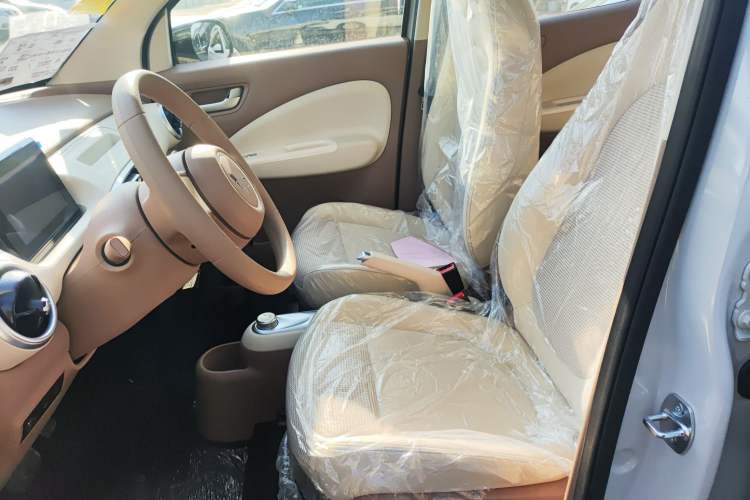 Used Wuling Hongguang MINIEV 2025 Four-Door Version Advanced Edition
