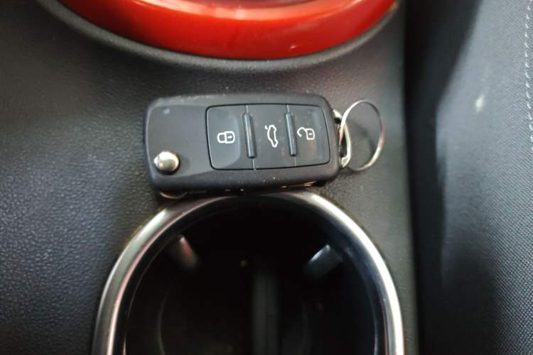 Used Volkswagen Beetle 2017 180TSI Yile Edition
